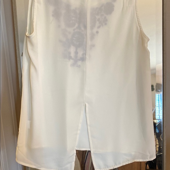 Umgee Ivory Top with  Embroidery BOHEMIAN FLOWY - Picture 4 of 5